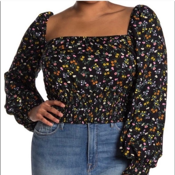 AFRM Tops - AFRM NWT Soph Spring Garden Ditsy black long sleeve cross back smocked waist